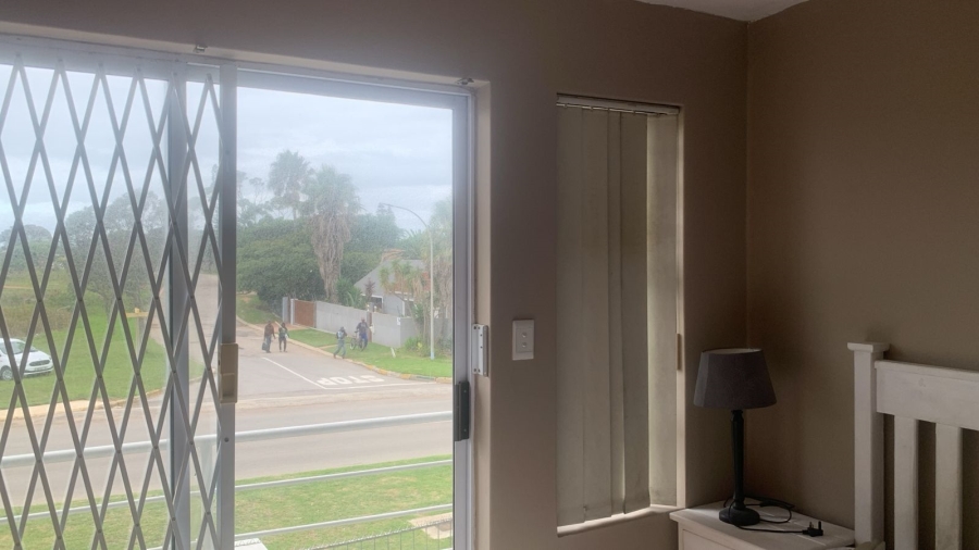 1 Bedroom Property for Sale in C Place Eastern Cape